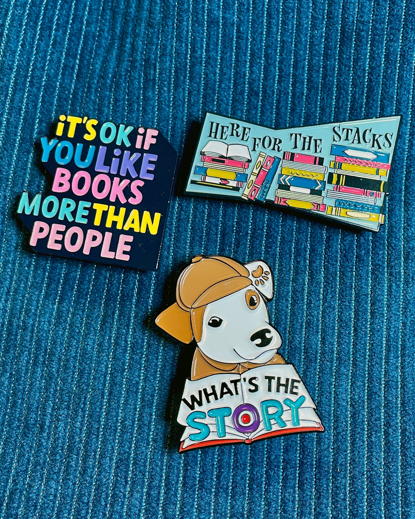 Wishbone Enamel Pin