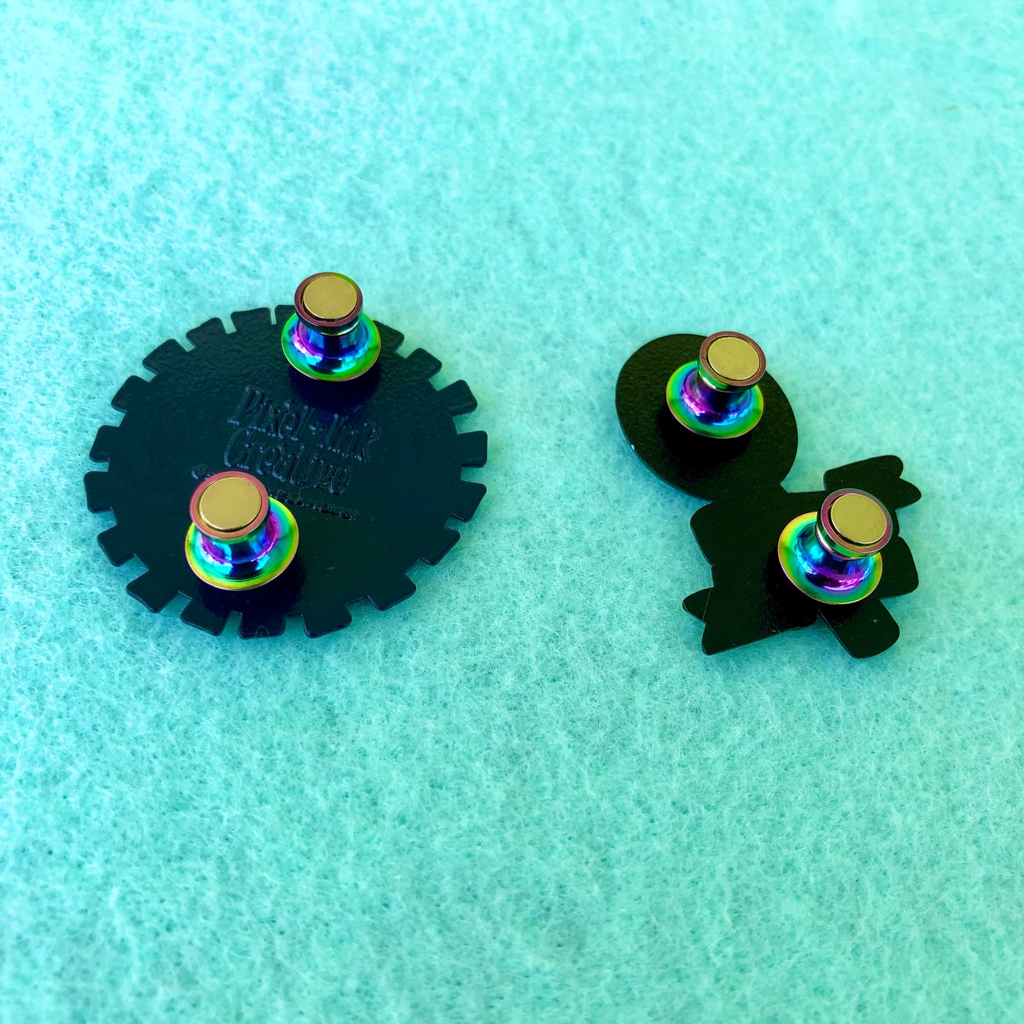 Locking Magnet Pin Back